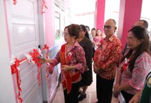 Ronald sorongan Resmikan Gedung PAUD KB "Clara" di Tombatu Dua Barat